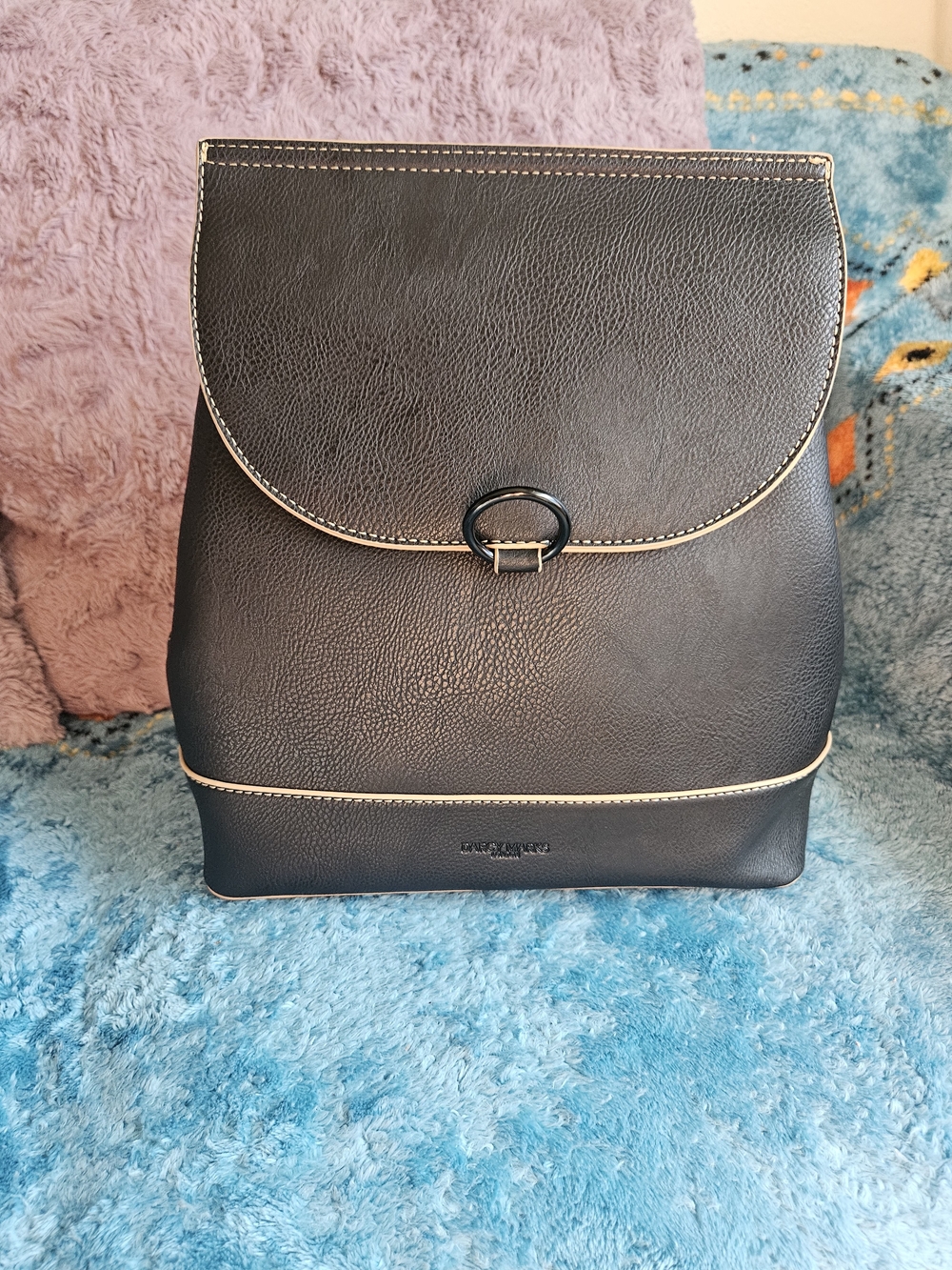 Structured Black Backpack with Cream Trim – Women’s Everyday Carry